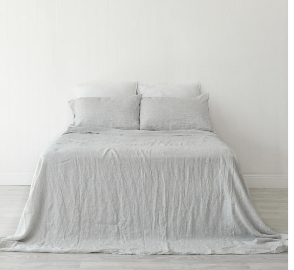 Pinstripe Pure Linen Sheet Set (1x Flat Sheet, 1x Fitted Sheet, 2x Pillowcases)